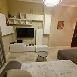 Rajmonda's House * Golem